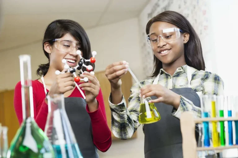 What Science Courses Are Taught In 9Th Grade? A Comprehensive Overview